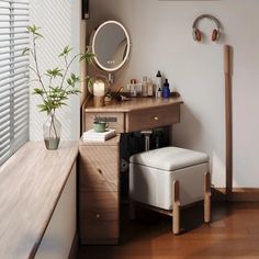 Innovative Space-Saving Design: This corner vanity table seamlessly fits into any room corner, making it an ideal choice for compact spaces. Its triangular shape optimizes room layout without sacrificing functionality, providing a stylish solution for small bedrooms or apartments. Premium Black Walnut Craftsmanship: Constructed from high-quality black walnut wood, this vanity exudes natural beauty and sophistication. The rich, warm tones of the wood grain add an elegant touch to any bedroom décor, enhancing the overall aesthetic with its luxurious appeal. Integrated Storage Cabinet: The built-in solid wood drawer chest offers ample storage for your beauty essentials, jewelry, and accessories. Its convenient design keeps everything within reach, ensuring a tidy and organized vanity area wit Small Vanity Area, Corner Vanity Bedroom, Makeup Vanity Small Space, Corner Vanity Ideas, Dressing Table For Small Space, Vanity Cupboard, Organized Vanity, Corner Vanity Table, Corner Makeup Vanity