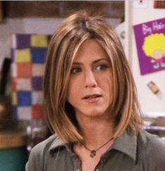 Rachel Green Hairstyles, Rachel Friends Hair, Jennifer Aniston Short Hair, Green Hairstyles, Rachel Haircut, Rachel Hair, Rachel Friends