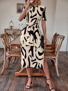 Knotted Dress Outfit, Front Split Dress, Front Knot Dress, Church Attire, Twist Front Dress, Tie Waist Dress, Crewneck Dress, Dress With Tie, Slim Dresses