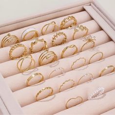 Elegant & Versatile Alloy Bands, Sexy X & Vine Designs In Gold - Perfect Accessory (No Box) Rings Set For Women, Medieval Rings, Pink Garnet, Ring Female, Chic Rings, Leaf Flower, Boho Geometric, Knuckle Rings, Rings Set