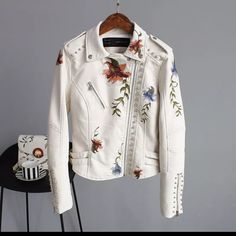 One Word: Stunning Measurments: Pit To Pit 23 " Bust: 40.94" Shoulder: 16.15" Sleeve Lenght: 24.21" This Jacket Is Light, Generously Embroidered Throughout And There Are Delicate Studs It Is Mofern, Yet Classy, For Every Woman, Age Style. Made In Vegan Leather. No Cruelty Leather. Has White Satin Lining. Very Stylush, Soft, With Satin Full Liner. The Jacket Pleasantly Moves With Yiur Body, Complimenting Curves. Well Done And Not Stiff But Very Soft And Light To Wear. As Maintanance, A Lightly Du Cream Leather Jacket, Stylish Winter Coats, Festival Mode, Faux Leather Motorcycle Jacket, Studded Leather Jacket, Black Punks, Patches Fashion, Leather Flowers, Collars For Women