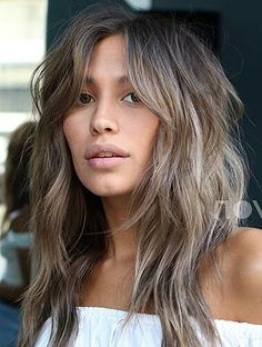 Grey Transition, Mushroom Blonde, Mushroom Hair, Long Shag Haircut, Long Shag, Long Face Hairstyles, Face Shape Hairstyles, Shag Hairstyles, Shag Haircut