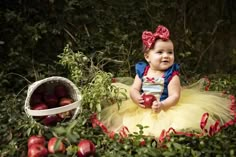 SNOW WHITE costume, Snow White dress, princess dress,  girls princess  costume dress TUTU dress styl Baby Snow White, Snow White Photos, Snow White Halloween Costume, White Halloween Costumes, Snow White Birthday Party, Snow White Dresses, Snow White Costume, Snow White Birthday