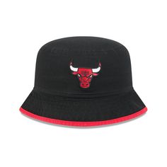 The Chicago Bulls Kids Bucket Hat features an embroidered Bulls logo at the front with a matching brim. Streetwear Bucket Hat With Embroidered Logo And Curved Brim, Streetwear Bucket Hat With Embroidered Logo, Adjustable Cotton Hat With Logo, Casual Brimmed Fitted Hat For Baseball Season, Throwback Hats With Embroidered Logo And Curved Brim, Throwback Curved Brim Hat With Embroidered Logo, Casual Flat Bill Hat With Logo, Embroidered Logo Bucket Hat For Streetwear, Casual Snapback Hat With Curved Brim For Fan Gear