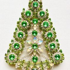 Czech Vintage Xmas Christmas Stand Rhinestone Bohemian Glass Estate Jewelly Stand up Juliana Art Deco - Etsy Christmas Festive Jewelry With Rhinestones, Festive Holiday Jewelry With Rhinestones, Vintage Christmas Jewelry For Celebration, Vintage Christmas Celebration Jewelry, Vintage Jewelry For Holiday Parties, Vintage Holiday Jewelry For Party, Vintage Holiday Party Jewelry, Holiday Party Vintage Jewelry, Pearl Art