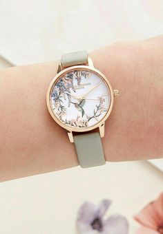 Painterly Prints Grey & Rose Gold  Olivia Burton   Rp 1.512.000 #womenluxurywatches,womenluxurywatchesmostexpensive,womenluxurywatchesrolex,womenluxurywatchestagheuer,womenluxurywatchesclassy,womenluxurywatchespatekphilippe,womenluxurywatchesrosegold,womenluxurywatchesfashion,womenluxurywatchesaccessories,womenluxurywatchesvacheronconstantin Penyimpanan Makeup, Painterly Prints, Pretty Watches, Fancy Watches, Cute Watches, Busy Bees, Watches Women