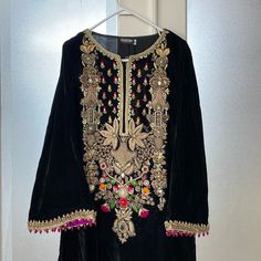 New With Tags Medium Size, 3 Pcs Very Pretty. Pakistani, Indian Wedding Formal Event Dress, Maria B, Khaadi, Khuda Baksh, Farah Talib Aziz, Faiza Saqlain, J Dot, Junaid Jamsheed Elegant Dabka Work Dress For Celebrations, Elegant Dress With Dabka Work For Celebrations, Elegant Long Sleeve Salwar Kameez For Celebration, Elegant Dabka Dresses For Celebration, Fitted Dress With Dabka For Celebration, Long Sleeve Dresses With Dupatta For Celebration, Elegant Long Sleeve Traditional Wear For Celebration, Elegant Dresses With Intricate Embroidery For Celebrations, Elegant Dress With Traditional Drape For Celebration