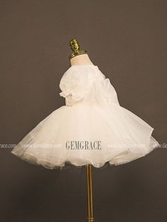 10% off now|Free shipping world-wide. Lovely White Tulle Flower Girl Dress with Bow Pearls at GemGrace. Click to learn our pro custom-made service for wedding dress, formal dress. View #FlowerGirlDresses for more ideas. Flower Girl Dresses Tulle, White Tulle, Dress With Bow