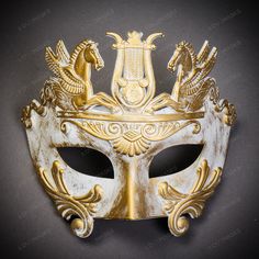 Product Description: The Roman Greek Emperor With Pegasus Horses Venetian Mask In White With Gold Brushed Mark. This Mask Is Made From High-Quality Materials And Is Molded To Perfection. The Classic Roman Greek Emperor Design Features Detailed Embellishments Of Pegasus Horses And Is A Timeless Piece That Can Also Be Decorated To Match Any Costume Or Wear As It.&Nbsp; Product Features &Bull; Made From Plastic With Plastic Plastered And Hand Crafted And Hand Painted.&Bull; Great For A Masquerade B White And Gold Mask, Bird Masquerade Mask, Mask Drawing Reference, Masquerade Couple, Masquerade Mask Black, Venetian Costume, Light Up Hats, Greek Costume, Venetian Masquerade Masks