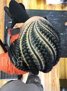 Cornrows Fire! Corn Row, Cornrows Hairstyles, Braiding Styles, Afrikaanse Mode, African Hair, Hair Braiding