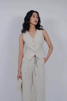 Gentle Woman Outfit, Vest And Pants Women, Waistcoat Women, Linen Waistcoat, Waistcoat Outfit, Womens Waistcoat, Medium Skirt, Waistcoat Woman