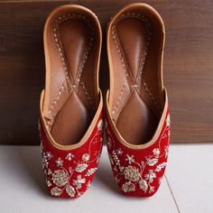 30% OFF on all items and get 10% EXTRA Discount on Purchase THREE or MORE items COUPON CODE-GANPATI . Handmade Jutti Size:- US closure:- pull on Color:- Red Material:- Leather Made:- Handmade Sole:- Leather Can Be Personalized:- Yes Crafted with exquisite artistry and cultural richness, our bridal shoes collection on Etsy embodies the timeless elegance of Indian traditional footwear. From Punjabi Juttis to bejeweled masterpieces, our range showcases an array of stunning designs perfect for every Traditional Embroidered Flats For Festivals, Traditional Embroidered Flats For Reception, Traditional Round Toe Wedding Shoes, Traditional Slip-on Wedding Shoes For Festive Occasions, Traditional Wedding Shoes With Round Toe, Traditional Festive Wedding Slip-on Shoes, Red Round Toe Flats For Wedding, Traditional Embroidered Flats With Flat Heel, Traditional Embroidered Round Toe Flats