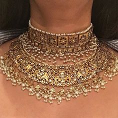 461k Followers, 863 Following, 5,930 Posts - See Instagram photos and videos from Pakistan Street Style (@pakistanstreetstyle) Pakistani Necklace Jewelry, Pakistani Nikkah Jewelry, Gold Pearl Chain Bridal Necklace Bollywood Style, Pakistani Choker Necklace, Eid Bridal Necklace With Cutdana, Pakistan Street, Saree Bollywood, Inexpensive Jewelry, Indian Jewellery Design