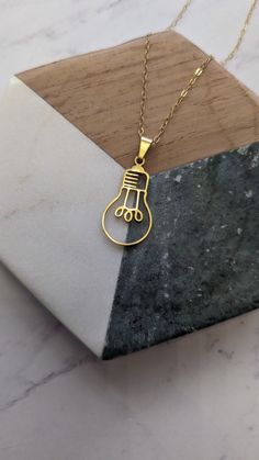 Math Jewelry, House Necklace, Artsy Earrings, Edison Light, Science Jewelry, Vintage Light Bulbs, Edison Lighting, Geometric Jewelry, Cute Necklace