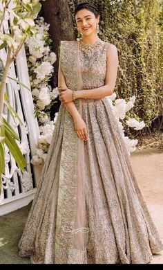 Embellished Lehenga Choli Design For Indian Bridal Wear Lehenga Choli Design, Choli Design, Nikah Outfit, Lehenga Dupatta, Heavy Dresses, Formal Wear Dresses, Choli Designs, Lehenga Skirt, Embroidered Lehenga