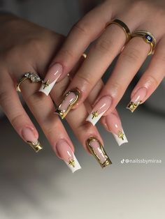 French Chrome Nails, Nails Gold Chrome, Nail Art Coffin, French Coffin Nails, Medium Length Nails, Snoopy Nails, French Coffin, Length Nails