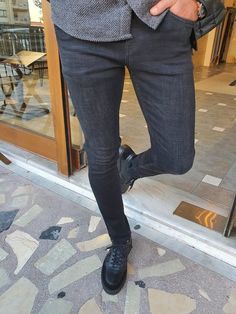 GentWith Lawton Black Slim Fit Jeans Black Slim Fit Jeans, Yes But, Code Black, Prom Suits, Jeans For Men, Jeans Material, Business Suit, Bern, Color Code