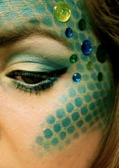 Parade Makeup, Mermaid Costume Makeup, Dragon Makeup, Mermaid Halloween, Halloween 2014, Green Makeup, Green Mermaid