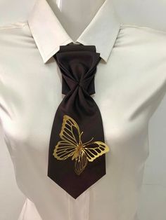 Elegant women's tie, made in Italy.  Luxury neck accessory for fashion lovers, high quality. Hand-made. The tie is ready to wear, the knot is tied and sewn on.  There is no need to tie anything. It is put on and fastened with a button (clasp). The product is unique because it is always hand-made, and then never find the same tie in all over the world. Tassels Diy Tutorials, Women Neck Tie, Memory Clothes, Female Tie, Women Necktie, Women Wearing Ties, Boutique Inspiration, Neck Scarf Tying