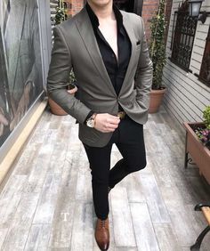 Terziademaltun - İtalyan stil erkek blazer tek ceket yeşil slim fit C5 T2383 Gentleman Mode, Mens Casual Suits, A Man In A Suit, Blazer Outfits Men, Man In A Suit, Formal Men Outfit, Mens Fashion Blazer, Indian Men Fashion, Mens Fashion Wear