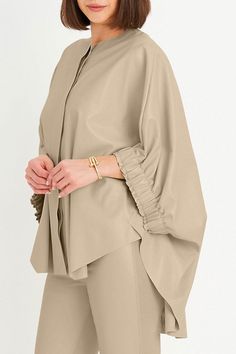 Ms Maisel, Estranged Daughter, Jacket Designs, Estilo Hijab, Classy Outfits For Women, Pattern Dress Women, Vegan Leather Jacket, Trendy Fashion Tops, فستان سهرة