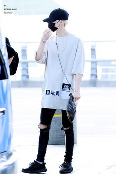 ∗ˈ‧₊° mark || got7 ∗ˈ‧₊° Airport Fashion Kpop, Kpop Fashion Men, Bts Fashion, Airport Fashion, Mark Tuan