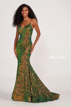 Iris Ethereal Gown, Plus Size Sequin Dresses, Mermaid Gown Prom, Designer Formal Dresses, Emerald Bridesmaid Dresses, Forest Light, Colorful Dresses Formal, Formal Dresses With Sleeves, Blue Iris