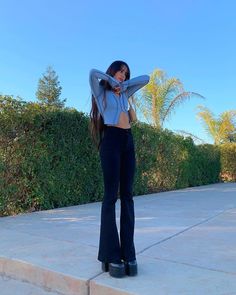 Flare Jean Outfit, Flare Jeans Outfit, Oreo Recipes, Aesthetic Fits, Fashion Nova Jeans, 가을 패션, Mode Vintage