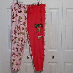 Grinch Lounging Pants With Elastic Waist And Drawstring. Has Elastic Around Ankles. Size Xl. New Christmas Cotton Pants, Christmas Cotton Bottoms With Elastic Waistband, Christmas Loungewear Long Pants, 17 Black, Sweat Joggers, Black Sweatpants, Black Crop, Track Pants, Jogger Pants