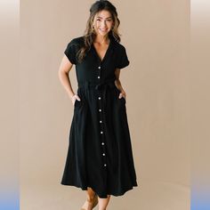 Purchased From A Site Called The Stock Place: The Round The World Midi Dress. 70% Rayon 30% Linen Black Midi Dress For Summer Workwear, Black Casual Maxi Dress For Work, Casual Black Maxi Dress For Dress Down Occasions, Black Knee-length Midi Dress For Vacation, Casual Black Maxi Dress For Relaxed Occasions, Black Midi Length Dress For Day Out, Black Midi Dress For Day Out, Black Casual Midi Dress, Linen Black Dress