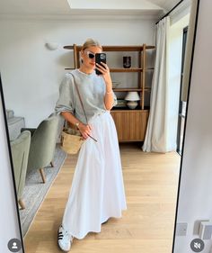 White Maxi Skirt Outfit, Maxi Skirt Outfit Summer, White Skirt Outfits, Maxi Skirt Outfit, Skirt Outfit Summer, Maxi Skirts Summer, White Maxi Skirt, Florida Trip, Spring Inspo