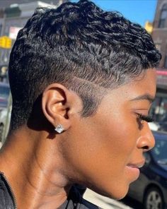 Faded Tapered Haircut Women, Short Tapered Haircut For Black Women, 4b Hairstyles, Sassy Hairstyles, Sleek Short Hair, Short Fade Haircut, Short Hair Styles African American