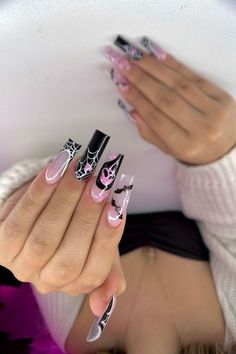 Halloween Nails Pink