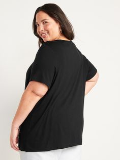 Our Luxe t-shirts are softer than the rest, with a draped, flawless fit  Rib-knit crew neck.  Short sleeves.  Straight hem.  Soft-washed jersey-knit rayon, with comfortable stretch.  @modelsizes 5’9":S | 5'7":L | 5'10":XL @modelsizes Relaxed fit th Cheap Washed Black Short Sleeve T-shirt, Affordable Black Relaxed Fit T-shirt, Black Relaxed Fit V-neck T-shirt, Black V-neck Moisture-wicking T-shirt, Navy Moisture-wicking Short Sleeve T-shirt, Jack Black, Petite Size, Knit Jersey, Neck T Shirt