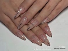 Silver Liner, Nails Japanese, New Year Nails, Summer Nail Ideas, Edgy Nails, Pretty Gel Nails, Pearl Nails, Japanese Nails