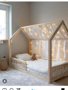 Cozy Toddler Bedroom, Simple Room Decor, Cute Kids Room, Toddler House Bed, Cozy Baby Room, Toddler Bedroom Girl, Baby Room Neutral, Baby Room Themes