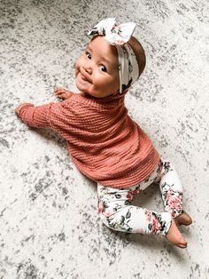 Handmade Baby Girl Outfit / Baby Bubble Cardigan / Photo - Etsy Bubble Cardigan, Girls Winter Outfits, Girls Spring Outfits, Winter Newborn, 3 Month Old Baby, Outfit Baby Girl, Handmade Baby Clothes, Baby Girl Outfit