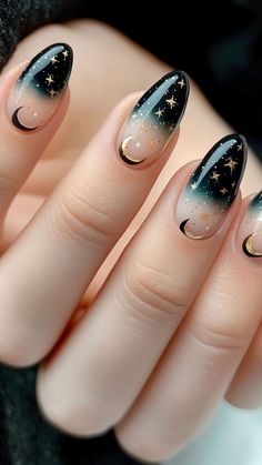 23 Neutral Halloween Nail Ideas for a Stylish Yet Subtle Look | Lookosm Cute Subtle Halloween Nails, Moon And Star Nail Art, Halloween Moon Nails, Subtle Spooky Nails, Halloween Nails Moon, Star Moon Nails, Nail Art With Stars, Stars And Moon Nails, Moon And Stars Nail Art