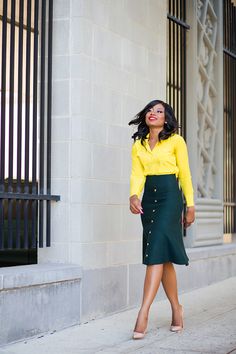 Corporate Woman, Corporate Dress, Mixing Colors, Corporate Attire, Chic Skirts, Corporate Outfits