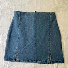 Jgalt|Brandy Melville Blue Jean Skirt In Size Small. Nwt. Questions? Offers Welcome And Considered. Thank You For Shopping My Closet. Blue High Rise Stretch Mini Skirt, Blue Stretch Denim Short Skirt, Blue Denim Short Skirt, Blue Stretch Denim Pencil Skirt, Stretch Blue Denim Pencil Skirt, Blue Denim Lined Skirt, Medium Wash Fitted Mini Skirt, Fitted Blue Denim Pencil Skirt, High Rise Blue Mini Skirt With Lining