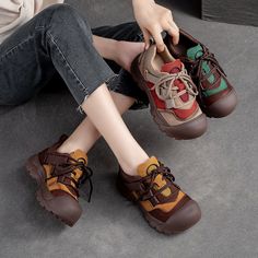 Gender: Women Type: Casual Shoes Main Materials: Cowhide, Textile Insole: Pigskin Sole: Rubber Type of Closure: Lace-up Style: Daily, Casual, Retro Season: Spring, Autumn Heel Height: Medium (4 cm) Casual Platform Walking Shoes With Round Toe, Brown Platform Sneakers With Round Toe, Low-top Leather Platform Shoes, Fall Brown Lace-up Walking Shoes, Casual Closed Toe Leather Shoes With Laces, Brown Ankle-high Platform Sneakers, Fall Closed Toe Walking Shoes With Rubber Sole, Spring Sneakers With Vibram Sole And Round Toe, Fall Walking Shoes With Rubber Sole, Closed Toe