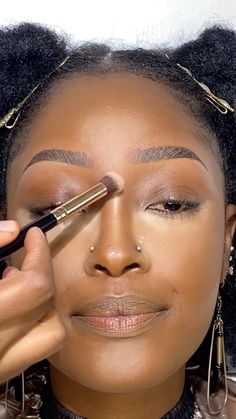 Wanjiru M. Ngugi | Eyebrow Tutorial . . . #makeupartistkenya #glamup #eyebrowtutorial #trendingreels | Instagram Eyebrow Shaping Makeup, How To Draw Eyebrows, Brown Skin Makeup