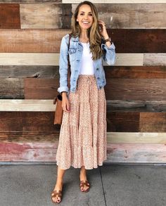 Rok Midi, Cute Modest Outfits, Mode Boho, Mode Casual, Modest Clothing, Skirt Midi, Church Outfits, Teacher Outfits, Maxi Skirts