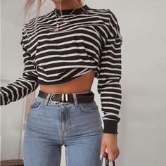 Womens Long Sleeve Oversized Crop Sweatshirts Outfits With Striped Shirts, Converse Outfits, Egirl Clothes, Look Retro, Crop Top Hoodie, Tumblr Outfits, Spring Fashion Trends, Pinterest Fashion, Looks Style