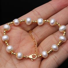 Gold Pearl Crystal Bracelet With Round Beads, Gold-plated Pearl Bracelet With Round Beads, Gold-plated Round Beads Pearl Bracelet, Gold Plated Pearl Bracelet With Round Beads, Pearl Bracelet Jewelry, Jewelry Girl, Diy Bracelet Designs, Beads Bracelet Design, Handmade Jewelry Tutorials