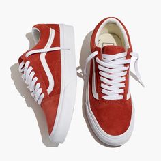 Vans Unisex Old Skool Lace-Up Sneakers In Burnt Brick Suede New In Box *Box Is Damaged, See Photos Women’s 8 (Men’s 6.5) Vans University Red Lace-up Sneakers, University Red Low-top Sneakers For Spring, Spring University Red Low-top Sneakers, Vans Sneakers University Red Round Toe, Red Vans Sneakers For Spring, Suede Vans, Vans Old School, Old School Vans, High Tops Women