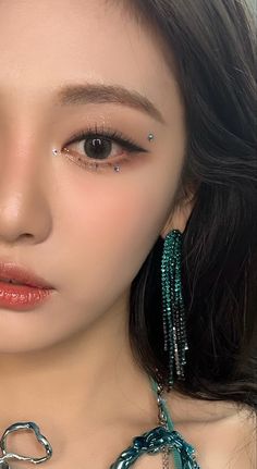 Aespa Ningning Makeup, Ning Ning Makeup, Ningning Makeup, Kpop Makeup Looks, New Year Makeup Ideas, Aespa Makeup, Ningning Selca, Kpop Idol Makeup, Idol Makeup