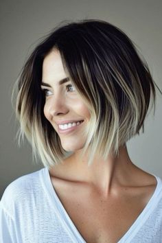 short hairstyles Ombre Pixie Hair, Short Bob Highlights, Short Bob Balayage, Brown Lob Hair, Bob With Balayage, Bob Highlights, Highlights Brown Hair Short, Hair Turning White, Bob Balayage