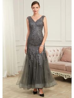 Mermaid / Trumpet Evening Gown Elegant Dress Party Wear Floor Length Sleeveless V Neck Polyester with Sequin Appliques Dress Party Wear, Prom Dresses Sparkly, Gown Elegant, Sparkly Prom Dresses, Floral Prom Dresses, Sequin Appliques, Mob Dresses, Party Kleidung, Evening Gowns Elegant