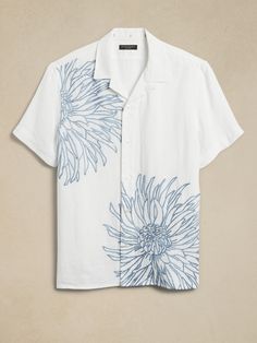 Louis Linen Resort Shirt | Banana Republic Men Embroidery Shirts Ideas, Embroidery Men’s Shirts, Embroidered Shirts Men, Tropical Outfit Ideas Men, Santorini Men Outfit, Mens Summer Shirts, Men Embroidery Shirts, Men’s Resort Wear, Mens T Shirt Print Design